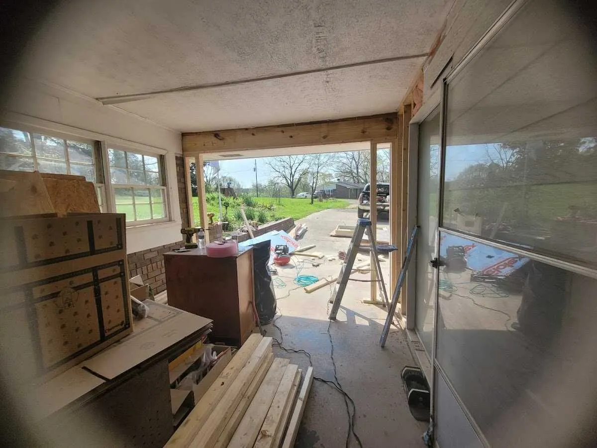 Air movers and dehumidifier for Water Mitigation Services in Grambling